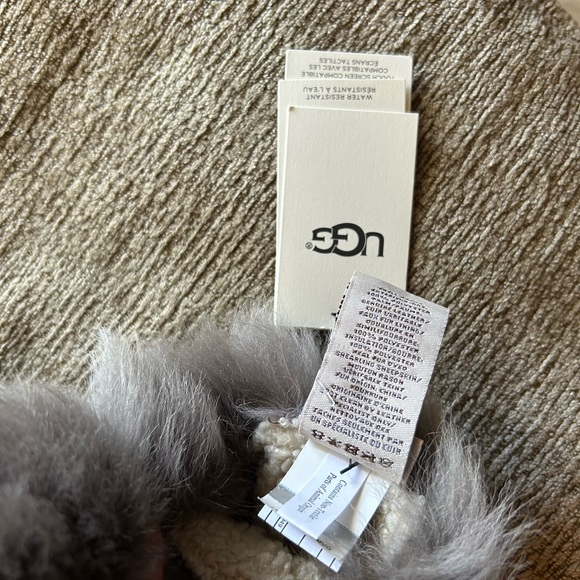 UGG mitts new with tags never used leather size l/xl - Picture 7 of 12